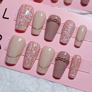 Presson nails (NEW!)